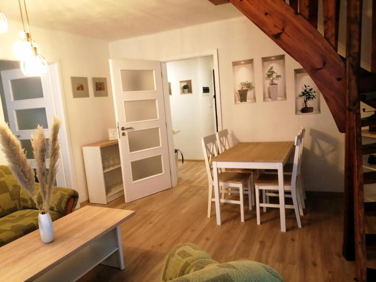 Apartman Deluxe 헤프 외부 사진